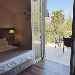 3* Otel Argentino