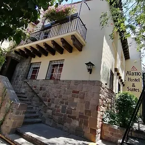  Хостел Alamo &