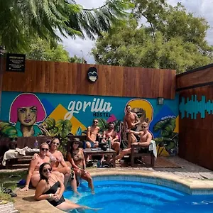 Gorilla Mendoza